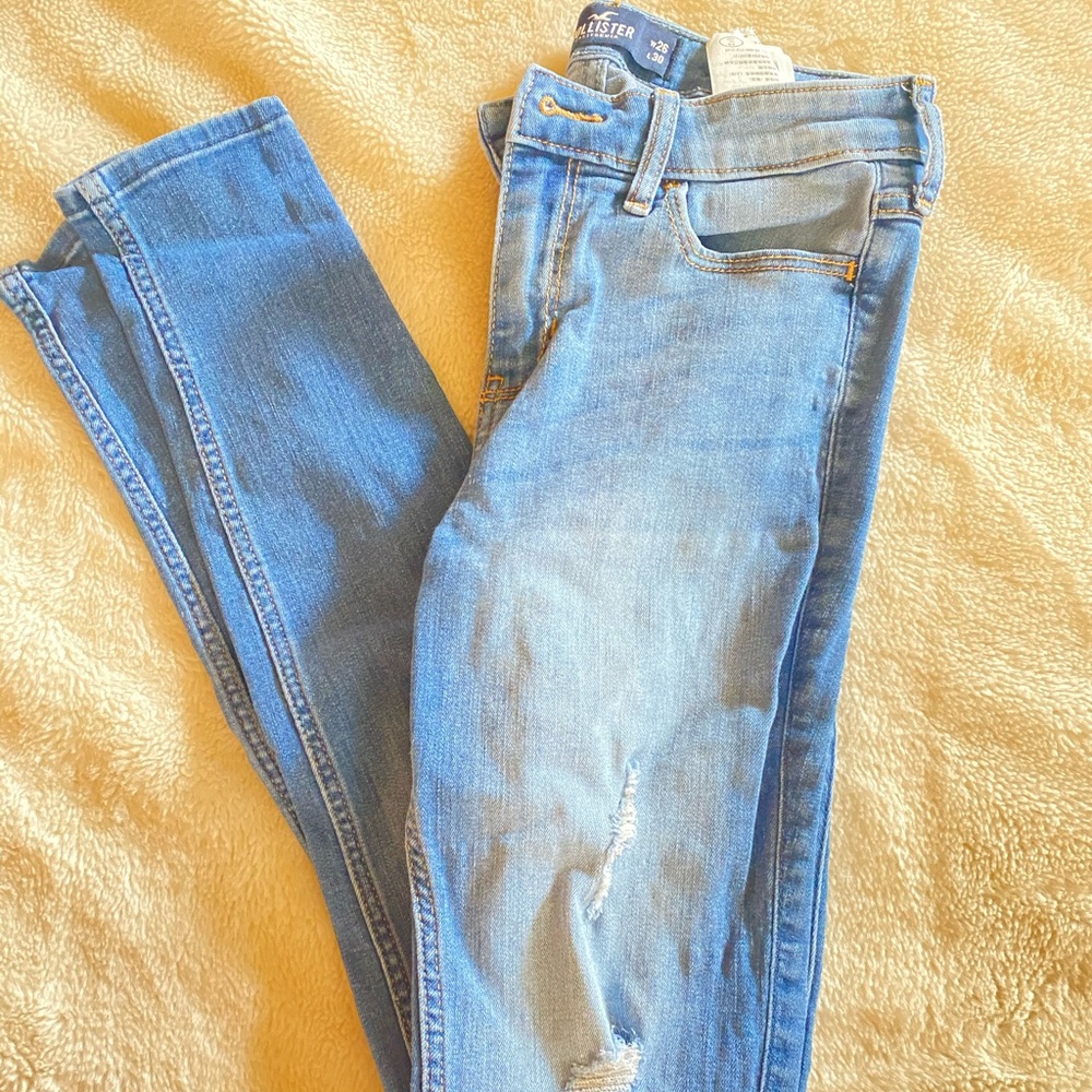 HOLLISTER JEANS BUNDLE !!